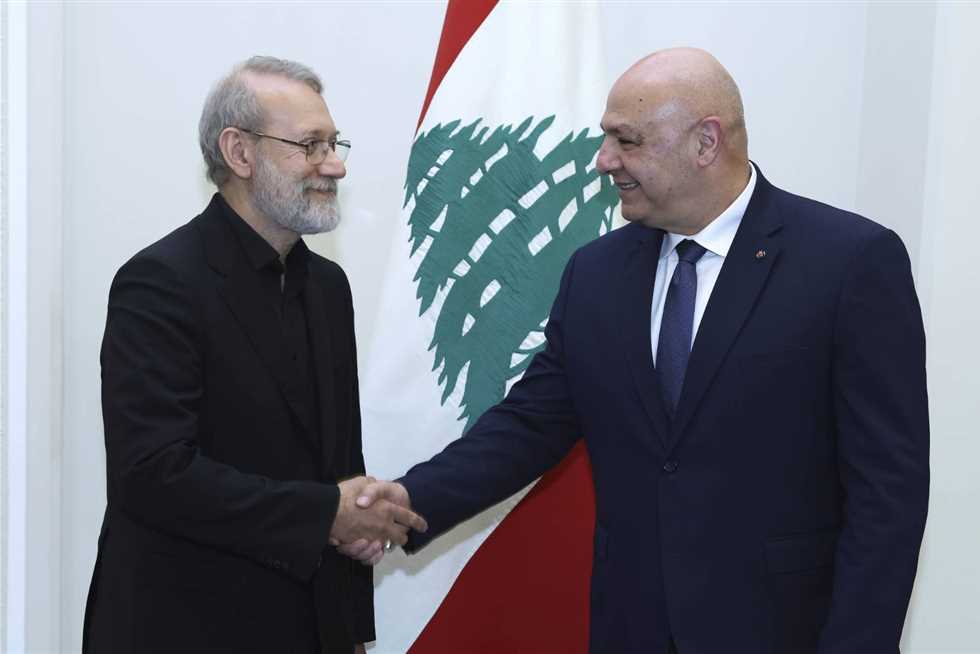 رئيس لبنان لـ علي لاريجاني: نرفض أي تدخل بشؤوننا الداخلية