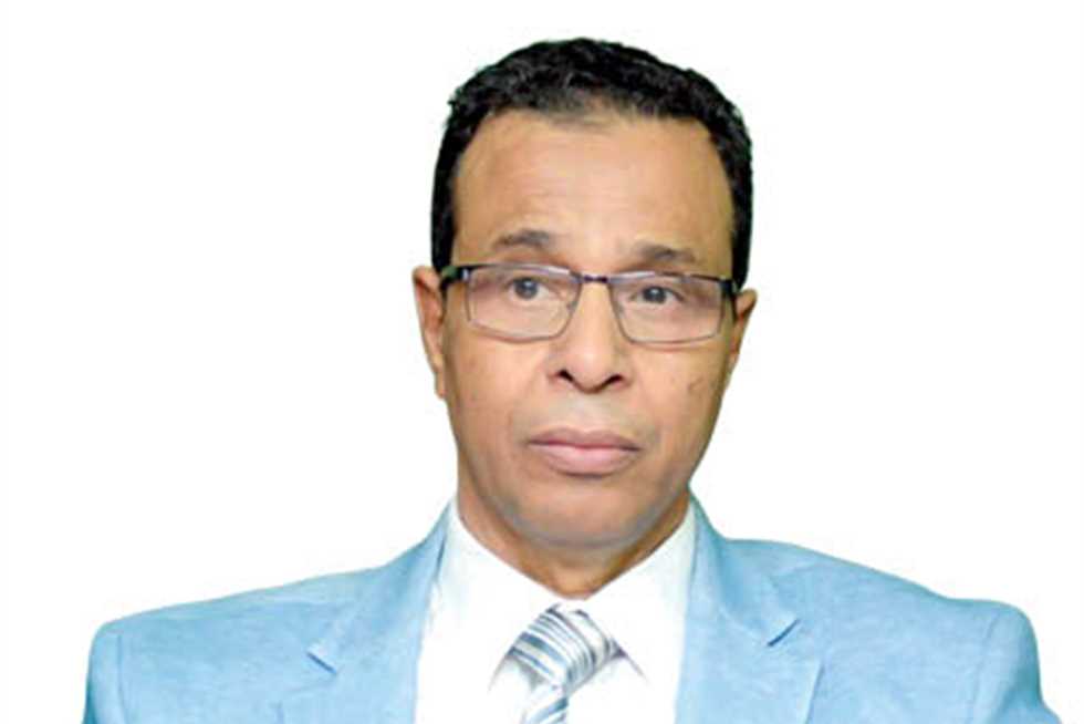 «مستشهدًا بـ الخطيب».. نجم الإسماعيلي السابق يطالب بحل مجلس نصر أبو الحسن