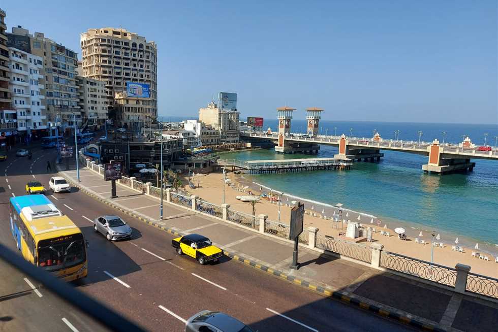 غلق جزئي بطريق كورنيش الإسكندرية لمدة 12 يومًا