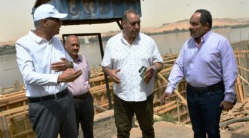 محافظ أسوان يتدخل لحل مشكلة المحولات الكهربائية بكورنيش النيل الجديد