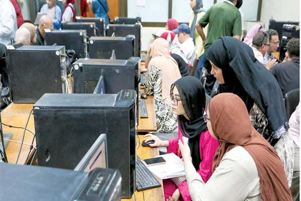 بعد خيانتها للعيش والملح.. أسباب نفسية جعلت صديقة عائشة تغير رغباتها من طب لعلوم؟