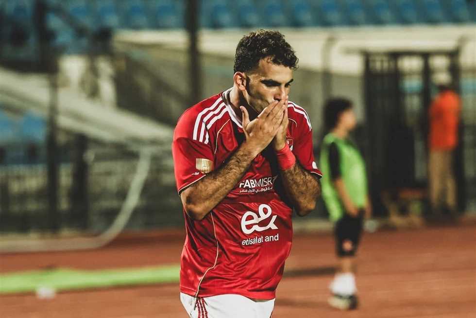 «مبطلين وزيزو أكبر مقلب».. رضا عبدالعال ينتقد صفقات الأهلي الجديدة (فيديو)