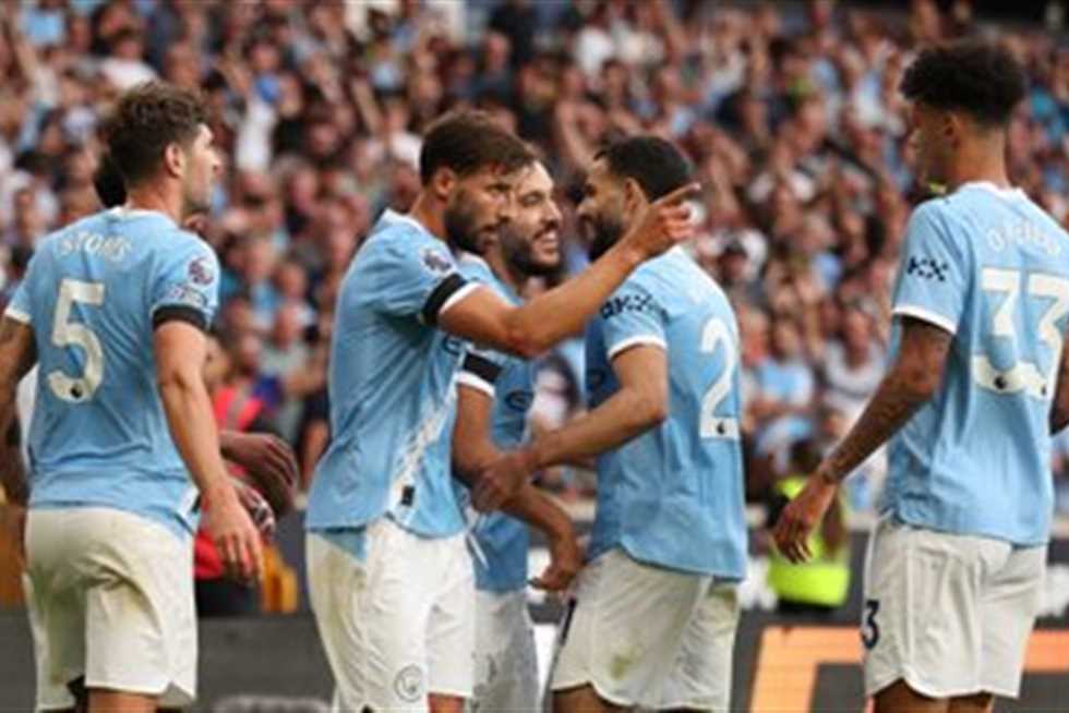 مانشستر سيتي يحصن نجم الفريق بعقد جديد