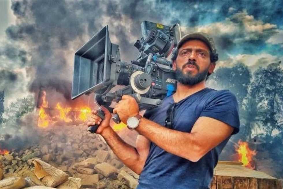 حسام داغر ناعياً تيمور تيمور: «يااه علي الوجع .. عيني مش قادرة تبطل دموع»