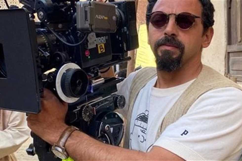 عمرو محمود ياسين يكشف تفاصيل رحيل تيمور تيمور: «الأب الذي ضحى بحياته من أجل ابنه»
