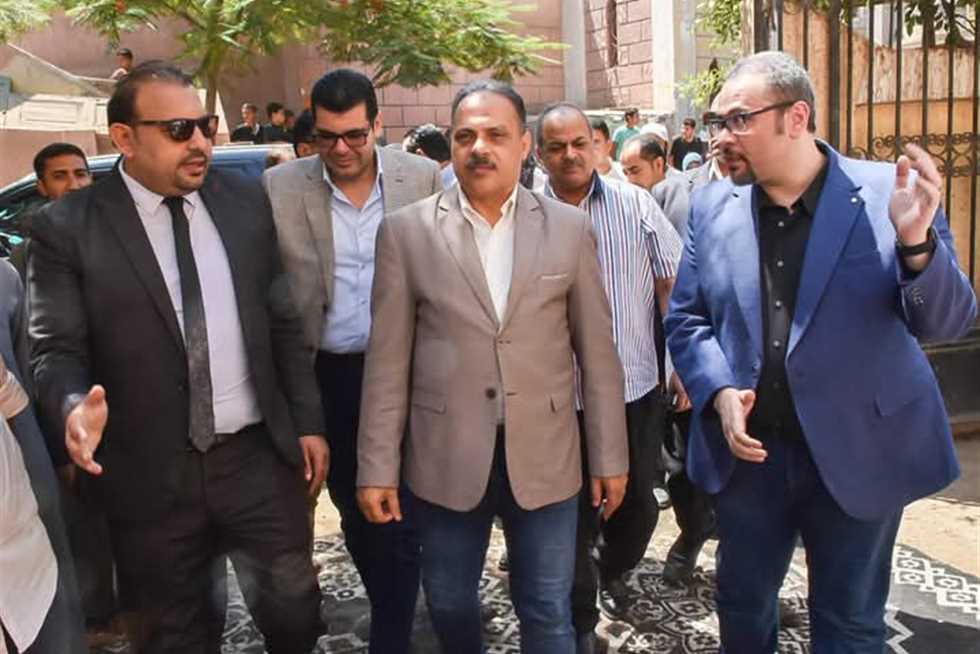 تستهدف نحو 5000 حالة.. محافظ الشرقية يتفقد القافلة الطبية المجانية بمركز «ديرب نجم»