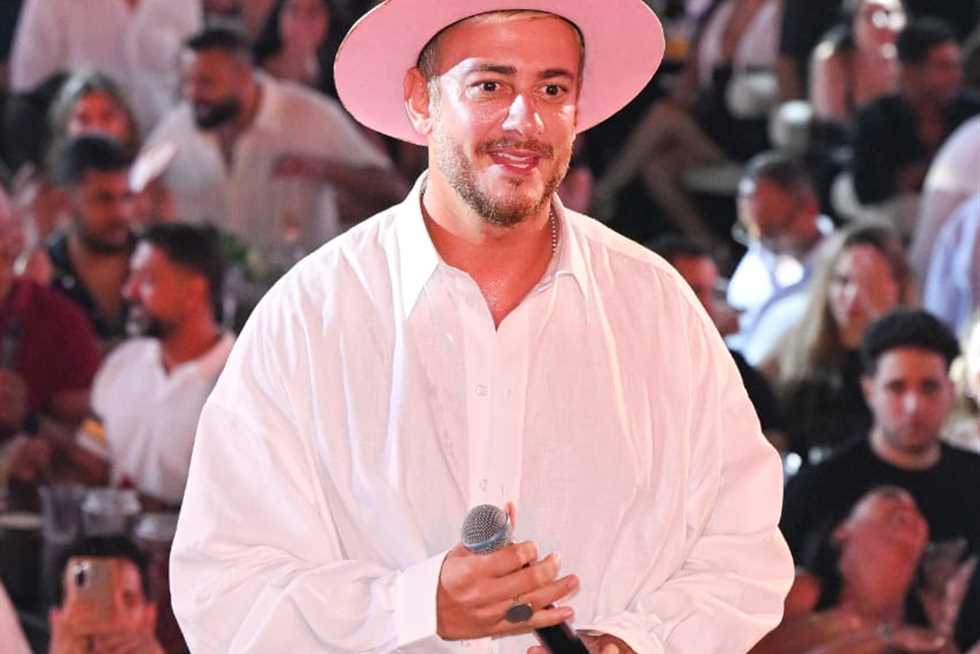 سعد لمجرد يشعل العلمين الجديدة بحضور كامل العدد و«لوك محير» (صور)