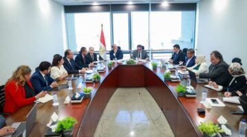 وزير الصحة يترأس الاجتماع التأسيسي الأول للجنة التنسيقية لنفاذ الدواء المصري للسوق العالمية