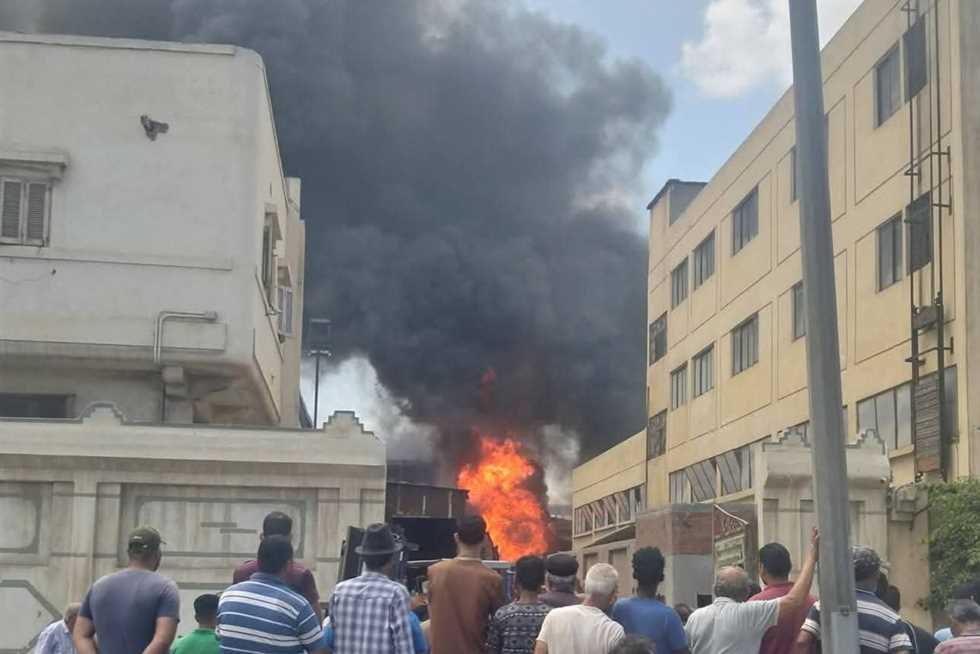 دون خسائر بشرية.. حريق بمحول محطة كهرباء في المنوفية والحماية المدنية تسيطر