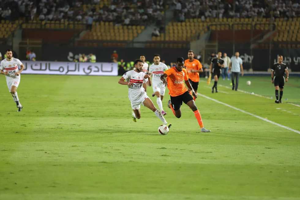 «الاتنين عندهم 70 سنة».. رضا عبدالعال يهاجم فيريرا بسبب ثنائي الزمالك