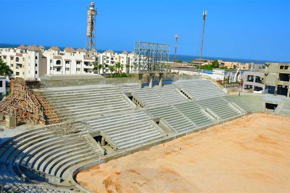 مشروع استاد المصري الجديد.. إنجاز الهيكل الخرساني للمدرجات و المنحدرات بنسبة 100%