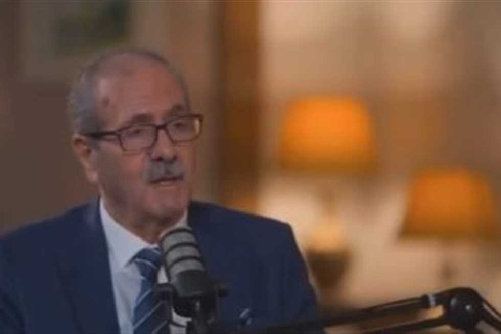 «من عائلة النبوة».. والد الرئيس السوري يُثير تفاعلًا واسعًا بتصريحاته حول نسب عائلته ومعركة رحيل «الأسد»