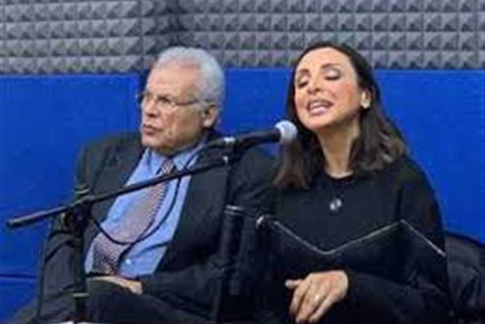 طارق الشناوي: أنغام تأذت كثيراً من والدها.. وتعمل على نفسها لتكون مميزة (فيديو)