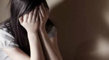اعتدى عليها وهددها بالقتل.. فتاة عين شمس تروي تفاصيل تحول والدها إلى ذئب بشري