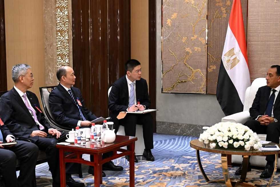 مدبولي من بكين: الدولة توفر الكثير من المزايا والحوافز للمستثمرين الأجانب والمحليين