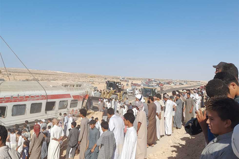 حادث قطار مطروح.. أحمد موسى: توقيع أقصى عقوبة على المتسبب وفصل فوري لمن يثبت إدانته