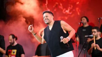 محمد حماقي يحيي حفلا في «مراسي» وسط حضور جماهيري ونجوم الفن (صور)