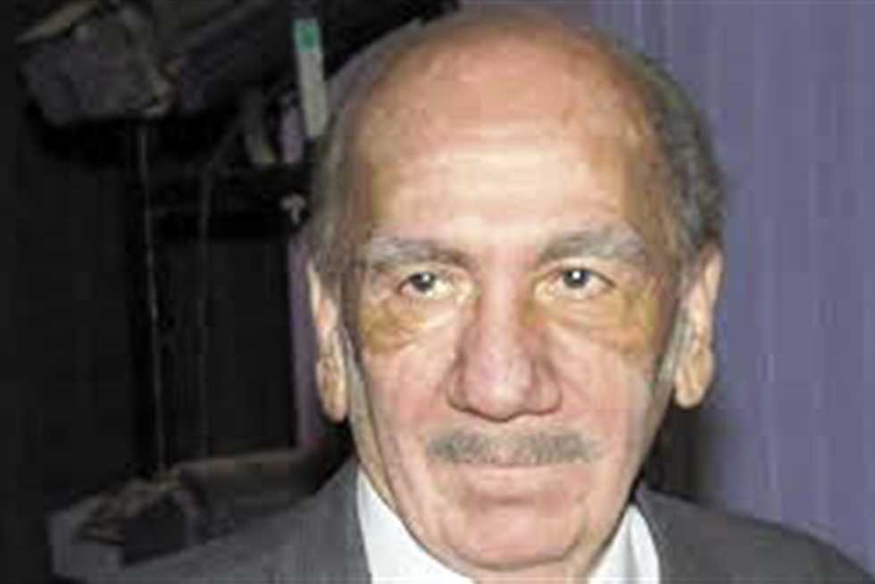 «عاشق المسرح والتاريخ».. 8 أعوام على رحيل محفوظ عبد الرحمن «حلواني الدراما»