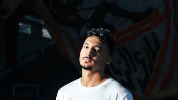 أحمد شريف يخوض تدريبات تأهيلية على هامش مباراة الزمالك والمقاولون