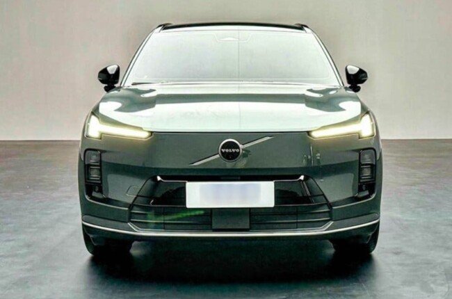 إطلاق سيارة فولفو XC70 الرياضية 2026 بمعرض تشنغدو بالصين نهاية أغسطس