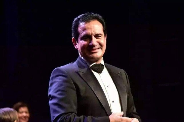 احتفالًا بالمولد النبوي.. محمد ثروت يحيي حفلا غنائيا بدار الأوبرا المصرية