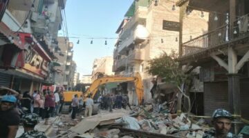 ارتفاع عدد ضحايا عقار الزقازيق المنهار لـ 6 وفيات و7 مصابين