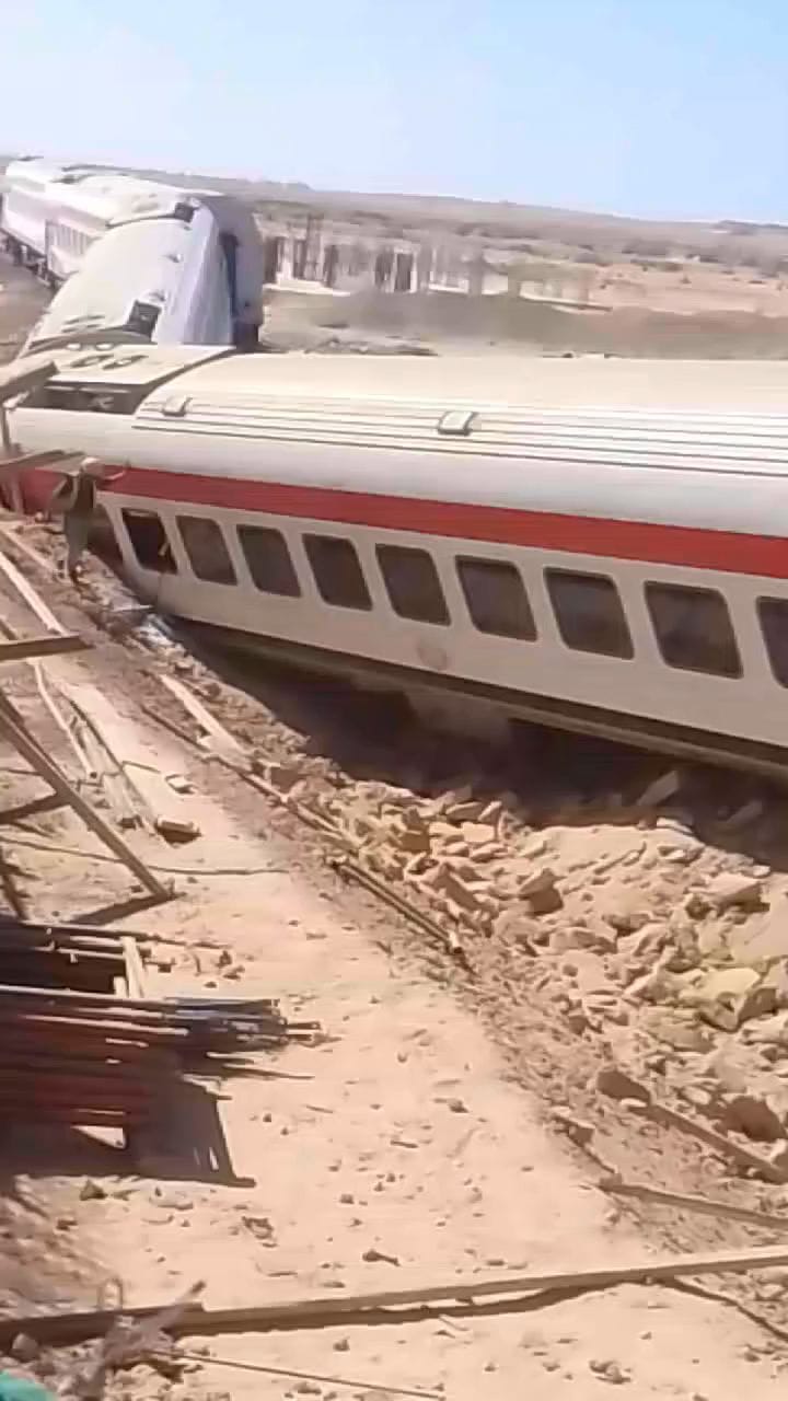 ارتفاع عدد مصابي حادث قطار مطروح إلى 94 إصابة و3 وفيات