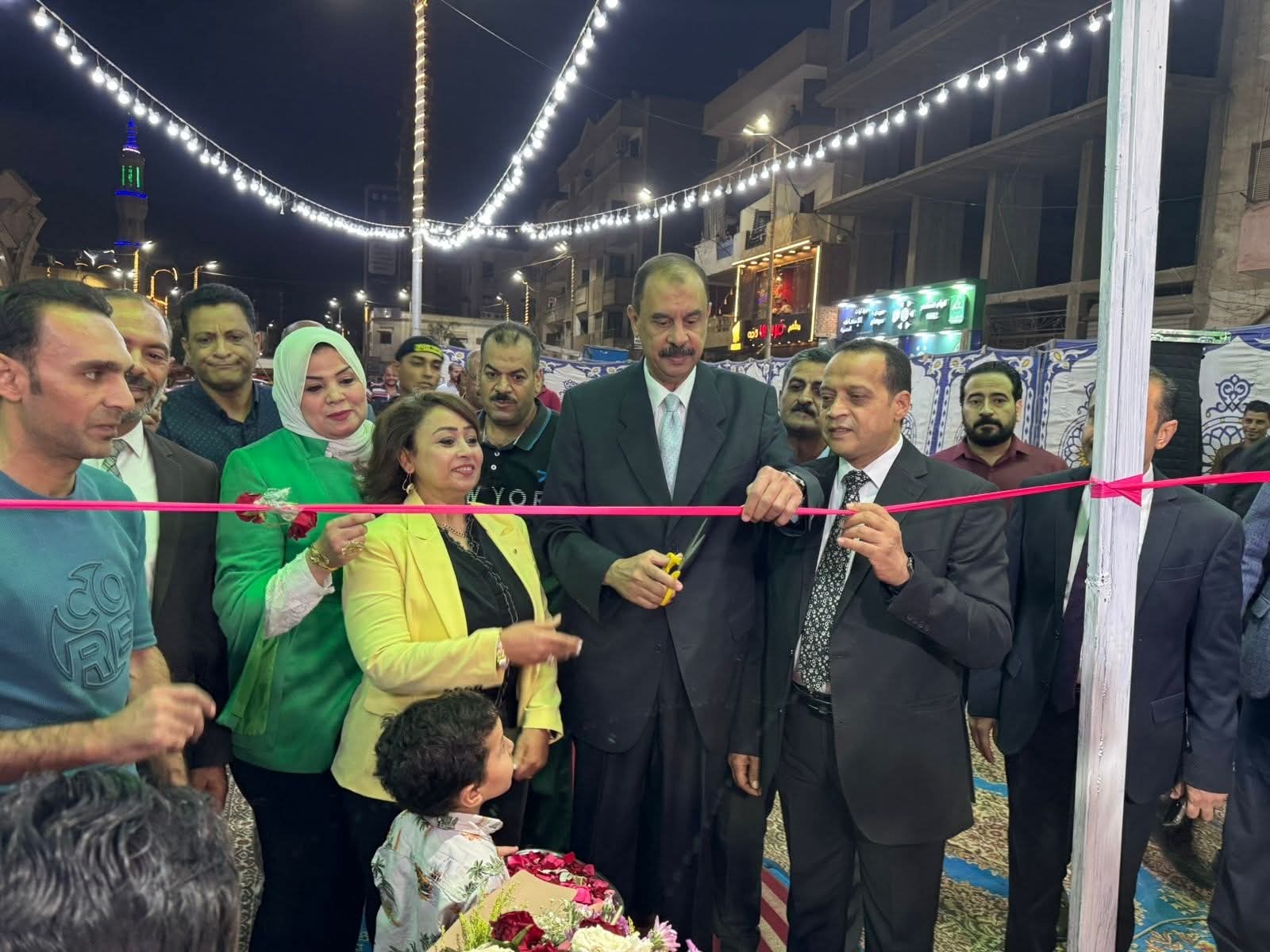 افتتاح معرض “أهلاً مدارس” بسوهاج لتوفير المستلزمات المدرسية بأسعار مخفضة