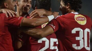 الأهلي يتقدم بهدفين أمام فاركو في الشوط الأول
