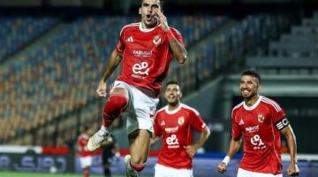 الأهلي يصالح جماهيره برباعية أمام فاركو بـ الدوري