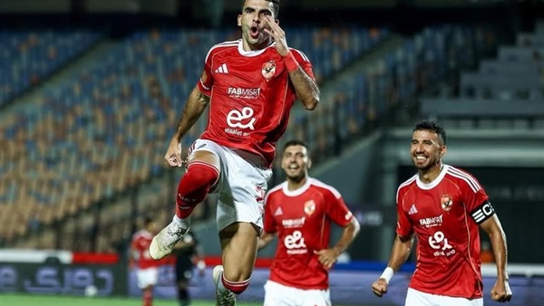 الأهلي يصالح جماهيره برباعية أمام فاركو بـ الدوري