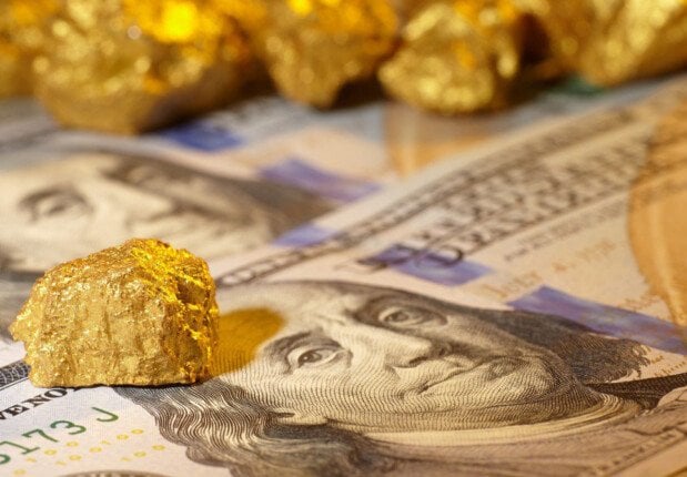«الاستقرار يهيمن».. سعر الذهب والدولار اليوم السبت 16 أغسطس 2025