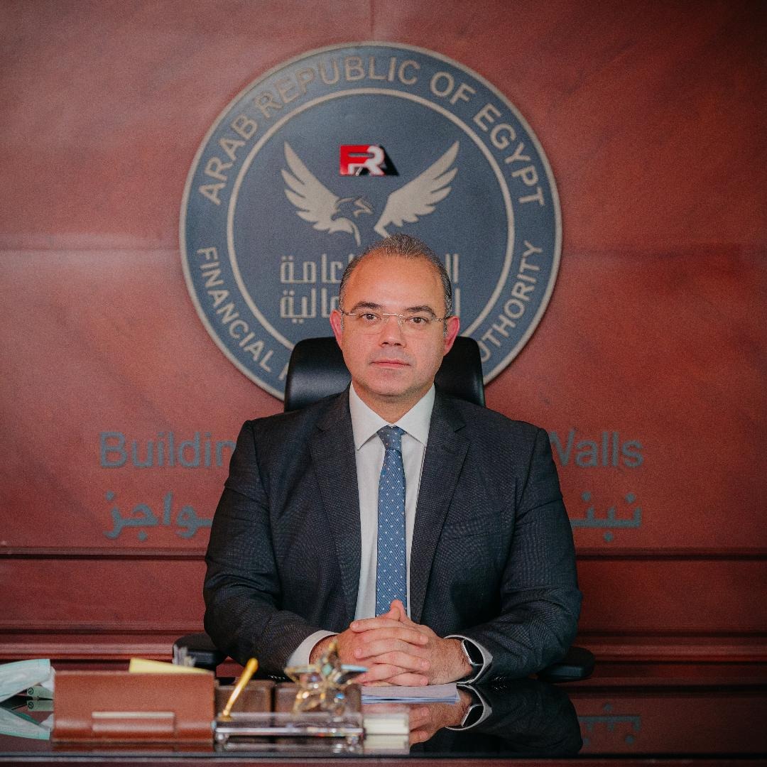 الرئيس السيسي يجدد تكليف محمد فريد قائما بأعمال رئيس الرقابة المالية