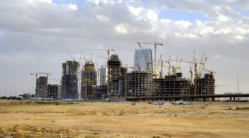 السعودية تحدد شروط ومعايير رسوم “الأراضي البيضاء”