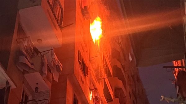 السيطرة على حريق نشب داخل مصنع ملابس بمنطقة أبيس بالإسكندرية