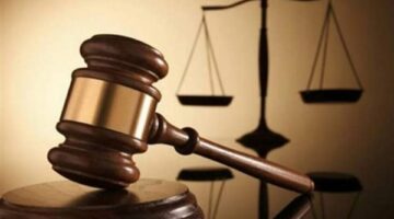 النيابة توجه 3 جرائم للمتهمين بمطاردة فتاتي طريق الواحات.. اعرفهم