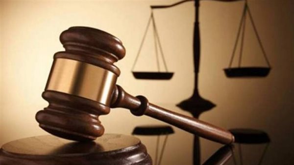 النيابة توجه 3 جرائم للمتهمين بمطاردة فتاتي طريق الواحات.. اعرفهم