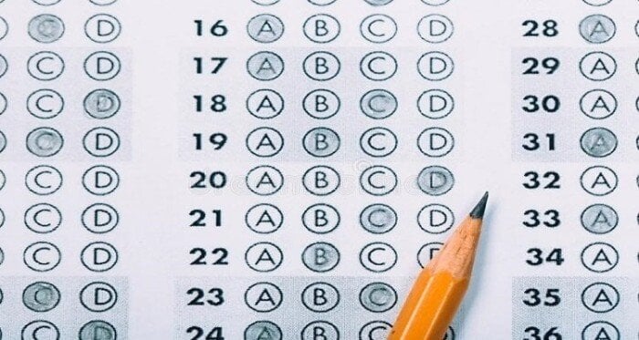انطلاق امتحان اللغة الأجنبية الأولى لـ طلاب الثانوية العامة 2025 بالدور الثاني