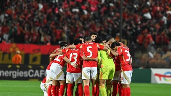 بسبب زيزو وبن شرقي.. قرار عاجل بتجميد حريف الأهلي واستبعاده من التدريبات
