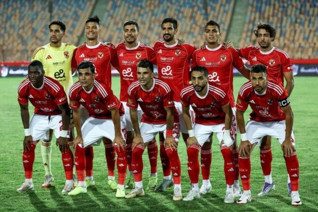 بعد كريم فؤاد.. لاعب آخر يقترب من التجديد والأهلي يترقب موقف الثنائي الأساسي