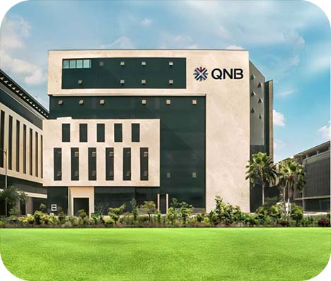 بنك QNB مصر يخفض رسوم تدبير العملة الأجنبية إلى 2% ويرفع حد الاستخدام الدولي للبطاقات إلى 10 آلاف دولار