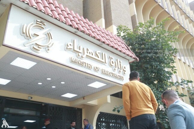 تحذير عاجل من شركة الكهرباء بشأن شحن عدادات الكارت