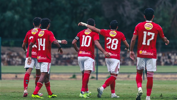 تحرك عاجل.. نجم الأهلي يقدم شكوى دولية ضد الزمالك بسبب مستحقاته