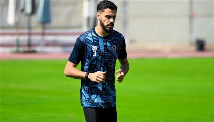 تدريبات إضافية لمحمود بنتايج خلال مران الزمالك