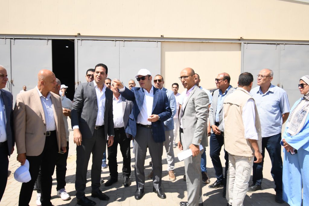 تطوير البنية التحتية بالقاهرة الجديدة: محطة الصرف الصحي بالأندلس ومخازن مركزية بنظام الباركود
