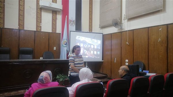 “تعليم أسيوط” تجرى مقابلات شخصية لدورة اعداد المدربين على نبذ العنف بالمدارس