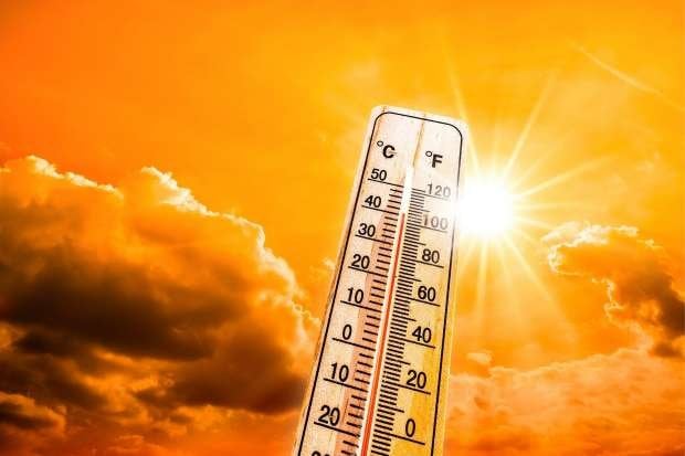 حالة الطقس غدًا الأحد.. الأرصاد تحذر من ارتفاع الأمواج وارتفاع الحرارة