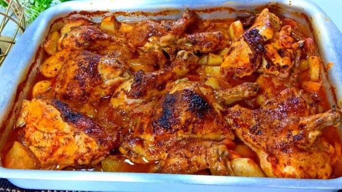 خطوات عمل «صينية بطاطس بالفراخ» في المنزل