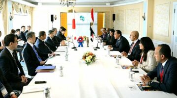 رئيس الوزراء لنظيره الياباني: نتطلع للوصول لـ500 مدرسة مصرية يابانية