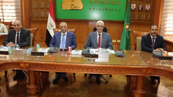 رئيس جامعة المنوفية يعلن اعتماد برنامجين بالهندسة الإلكترونية